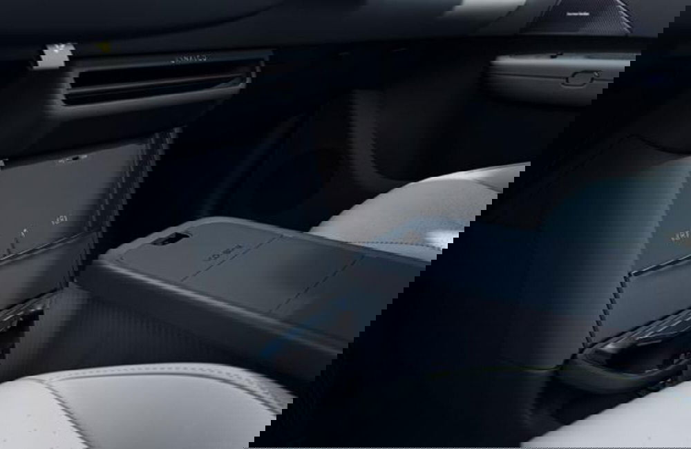 Lynk & Co 02 nuova a Firenze (6)