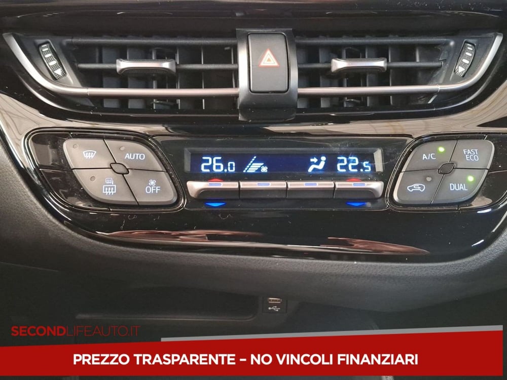 Toyota Toyota C-HR usata a Chieti (14)