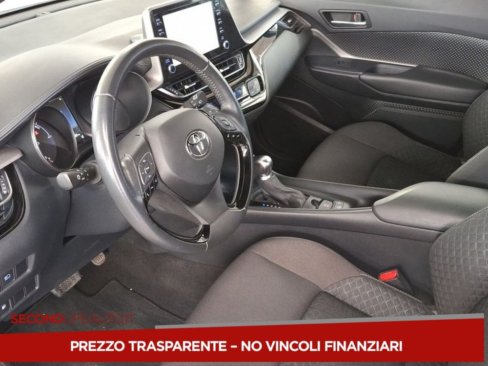 Toyota Toyota C-HR usata a Chieti (19)