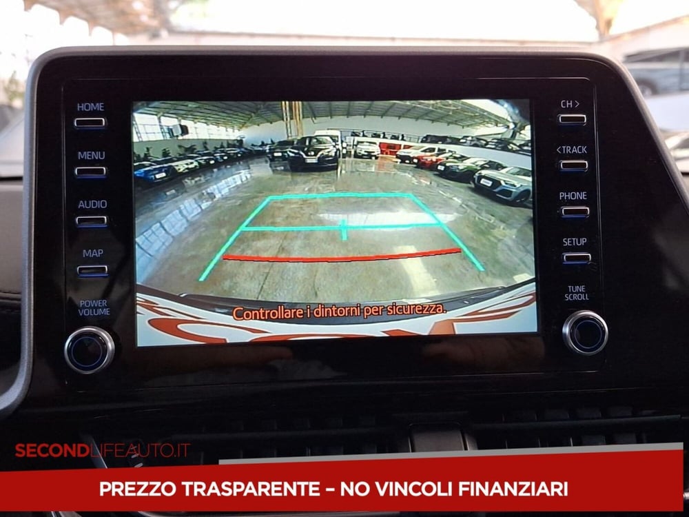 Toyota Toyota C-HR usata a Roma (16)