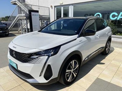 Peugeot 3008 Hybrid 225 e-EAT8 Allure Pack del 2021 usata a Riposto