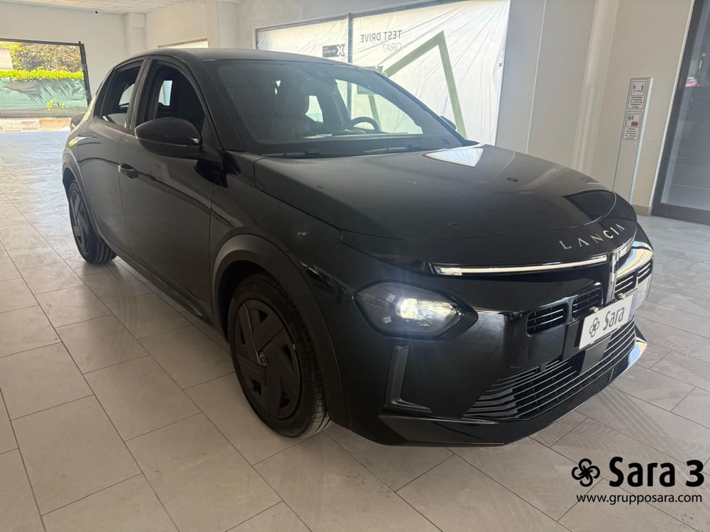 Lancia Ypsilon nuova a Benevento (3)