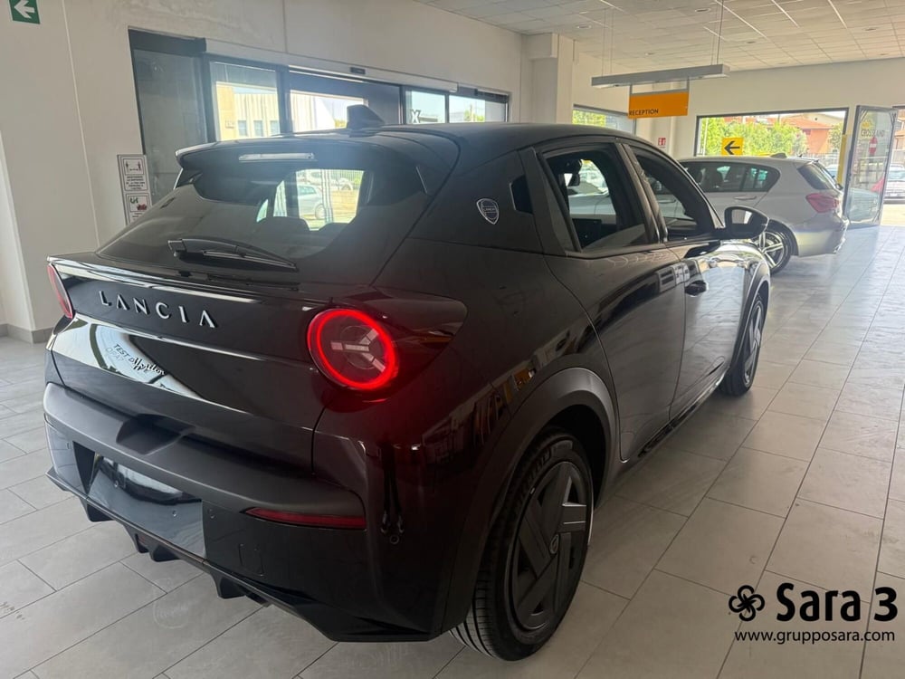 Lancia Ypsilon nuova a Benevento (6)