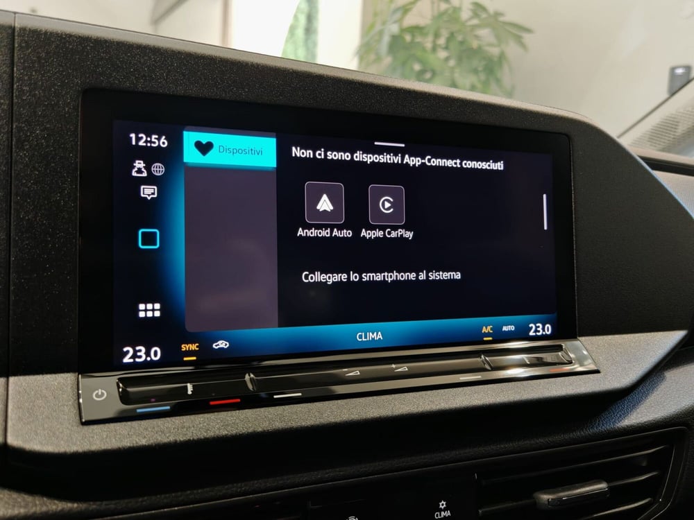 Volkswagen Caddy nuova a Palermo (20)
