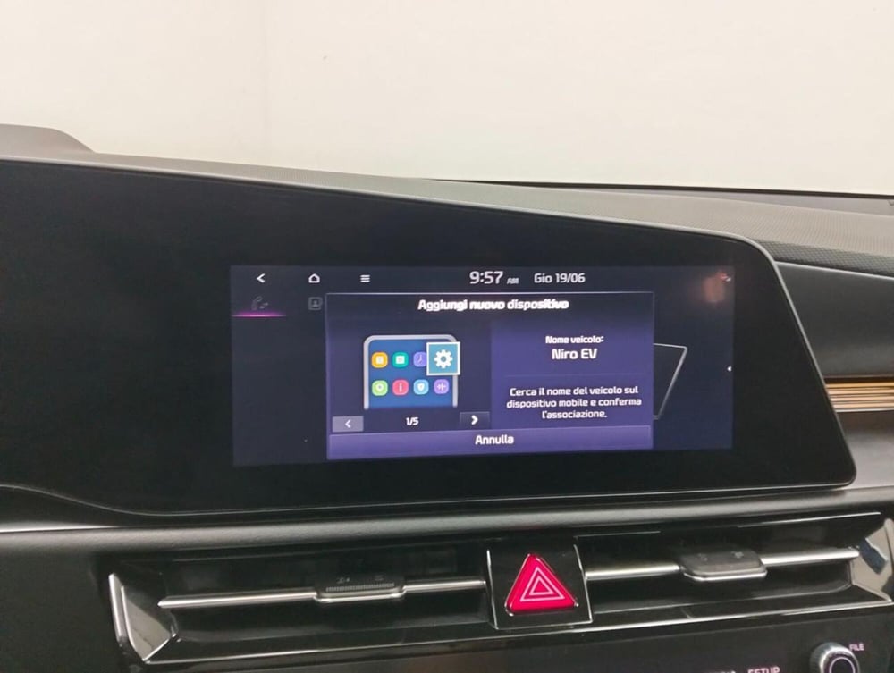 Kia e-Niro usata a Como (15)