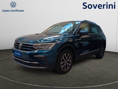 Volkswagen Tiguan 2.0 TDI 150 CV SCR DSG 4MOTION Life del 2023 usata a Bologna