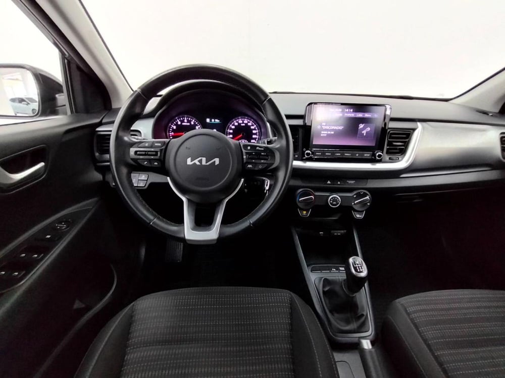 Kia Stonic usata a Como (10)