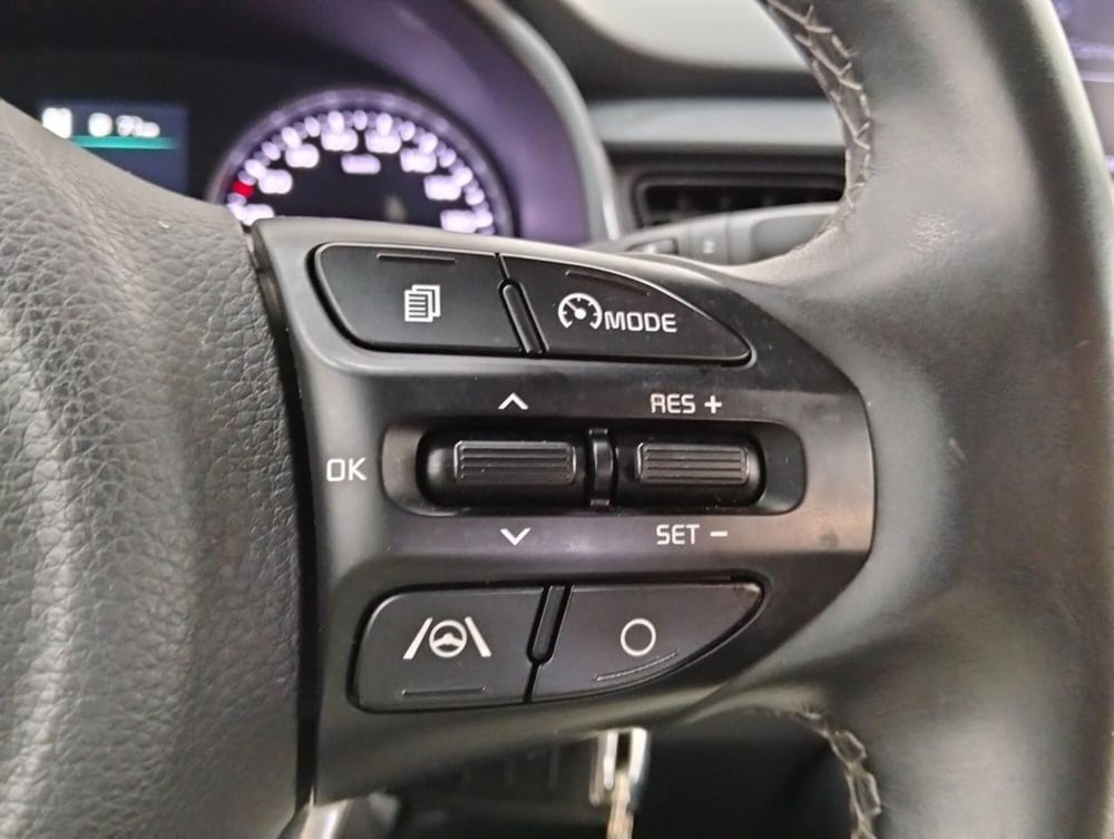 Kia Stonic usata a Como (11)