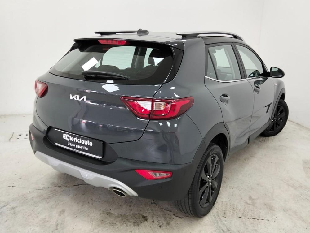 Kia Stonic usata a Como (2)