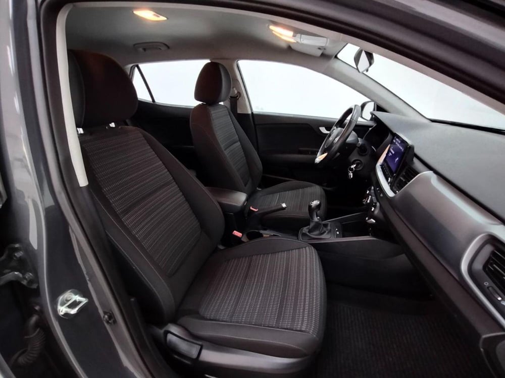 Kia Stonic usata a Como (3)