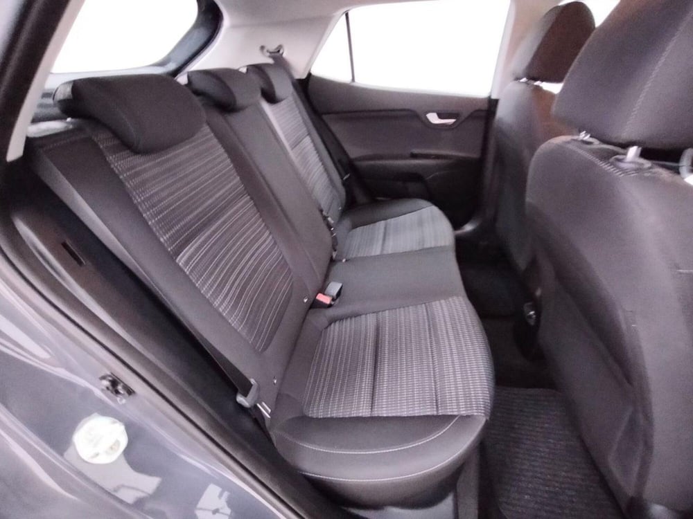 Kia Stonic usata a Como (5)