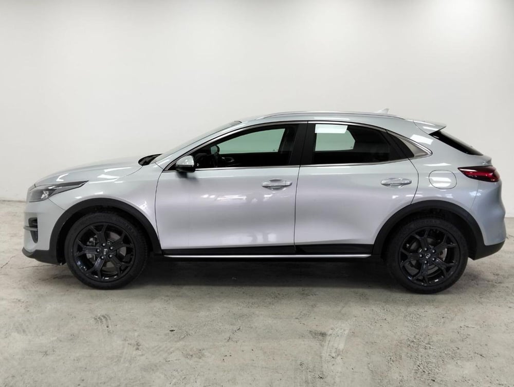 Kia XCeed usata a Como (8)