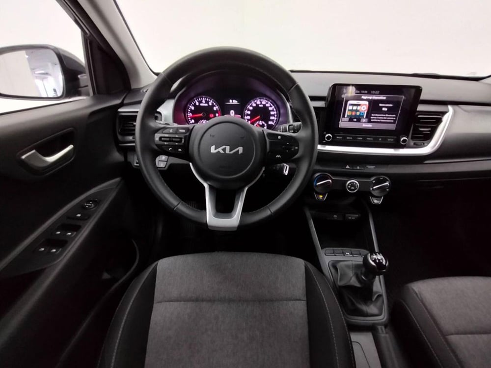 Kia Stonic usata a Como (10)