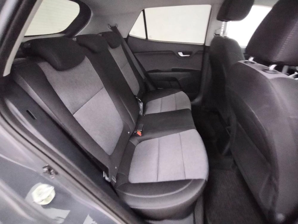 Kia Stonic usata a Como (5)