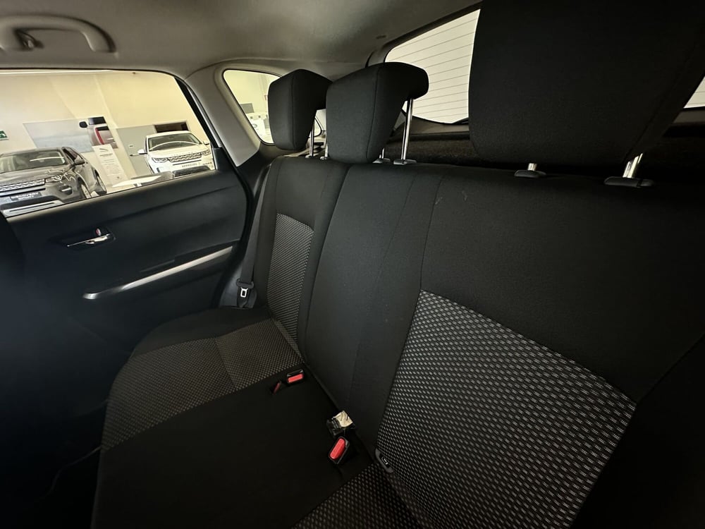 Suzuki Vitara usata a Latina (20)
