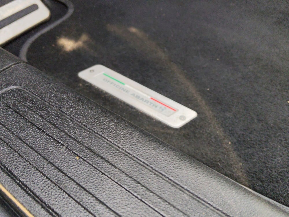 Abarth 595 Cabrio usata a Pescara (13)