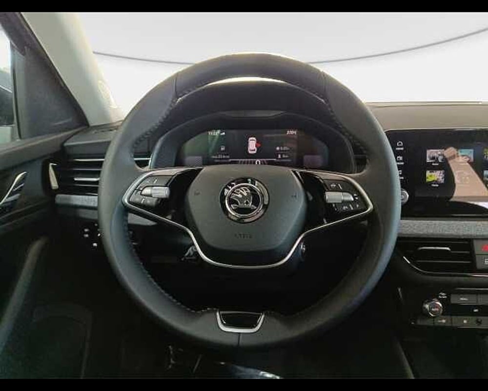 Skoda Kamiq nuova a Roma (7)