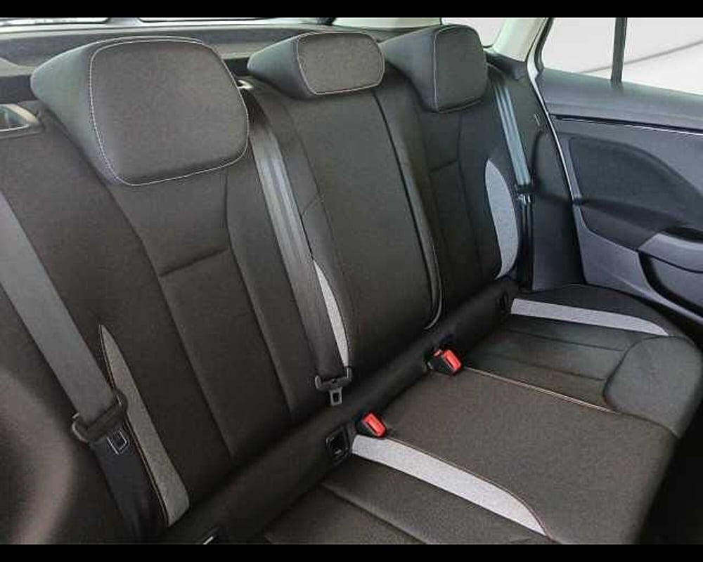 Skoda Kamiq nuova a Roma (9)