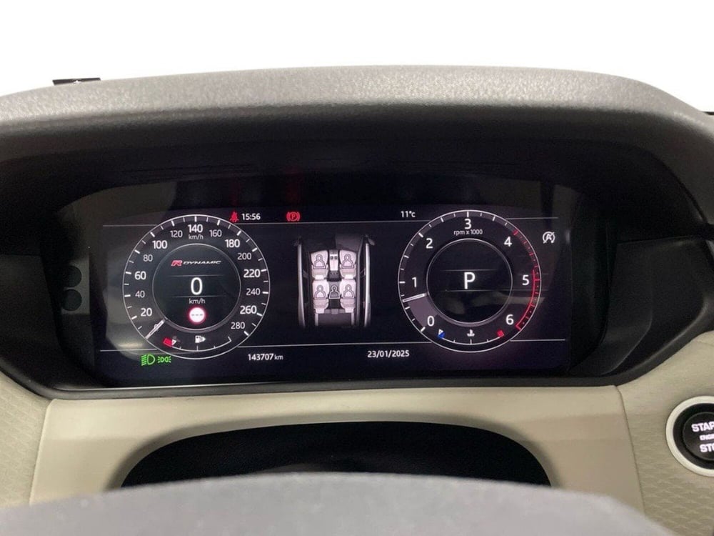 Land Rover Range Rover Velar usata a Macerata (9)