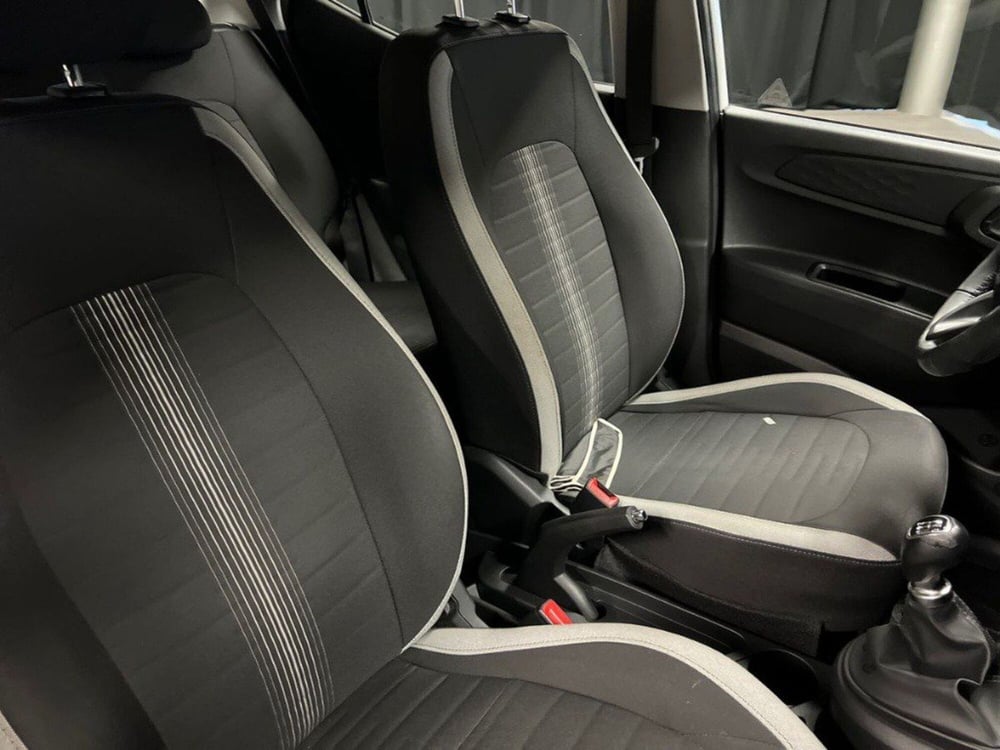 Hyundai i10 usata a Macerata (14)