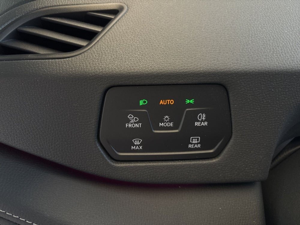 Volkswagen ID.3 nuova a Salerno (18)