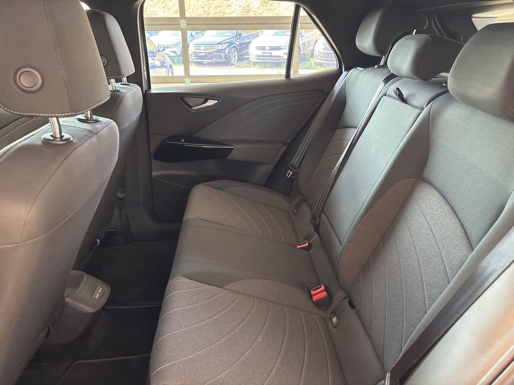 Volkswagen ID.3 nuova a Salerno (19)