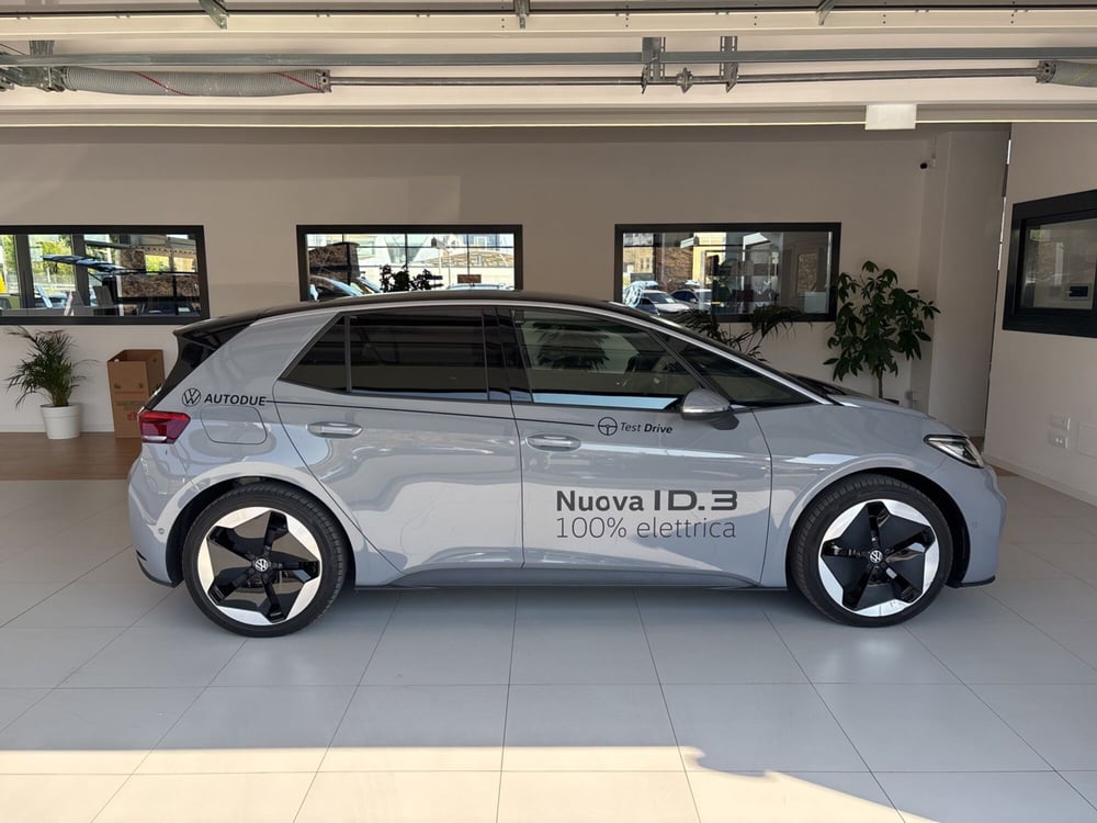 Volkswagen ID.3 nuova a Salerno (5)