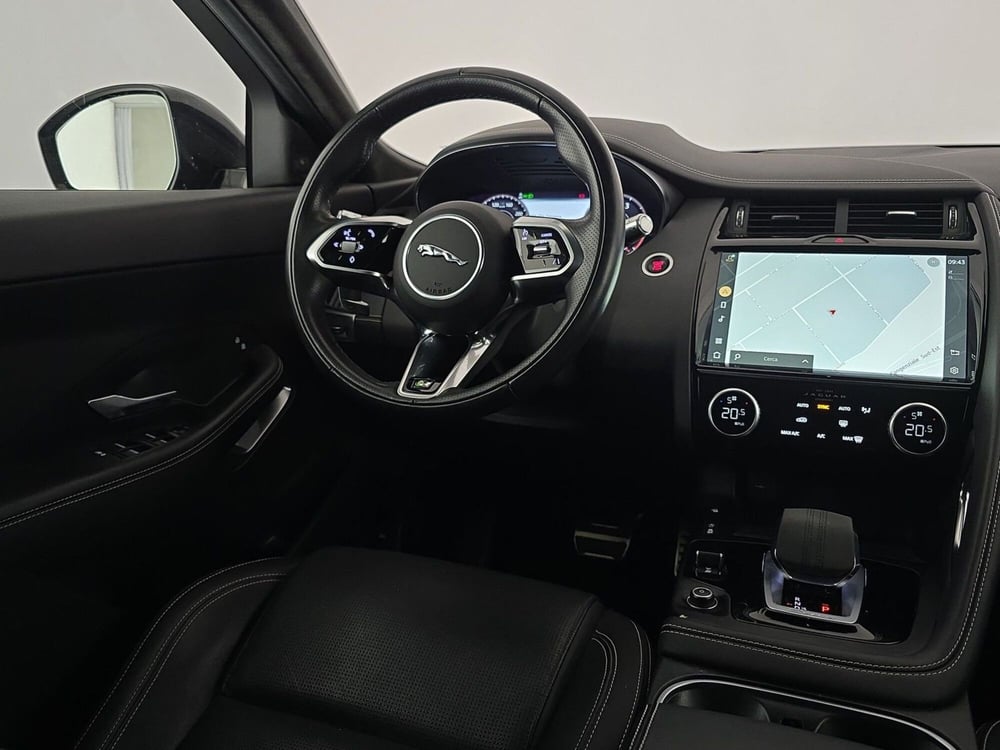 Jaguar E-Pace usata a Alessandria (11)