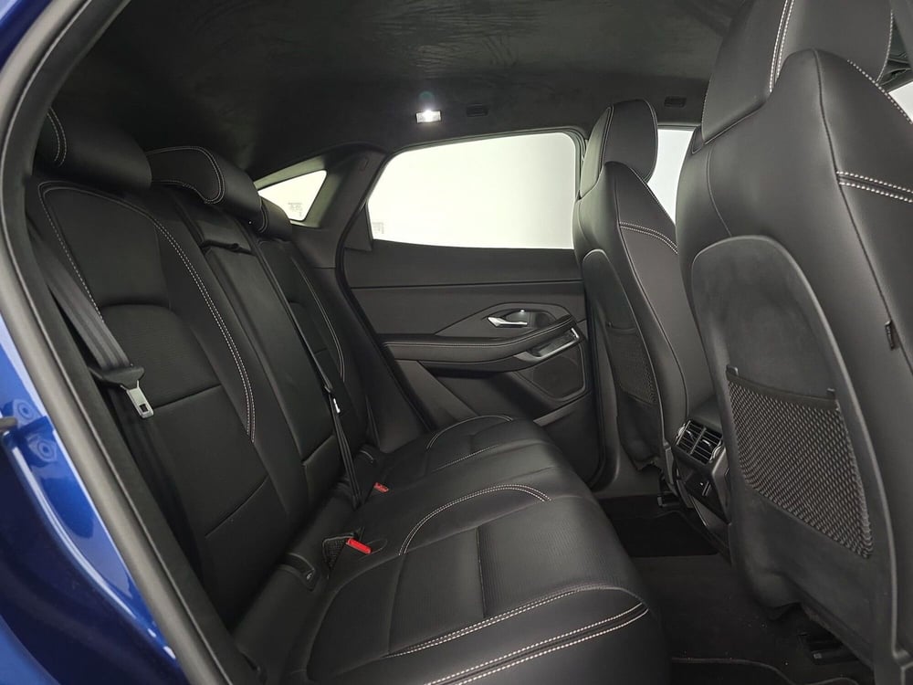 Jaguar E-Pace usata a Alessandria (15)