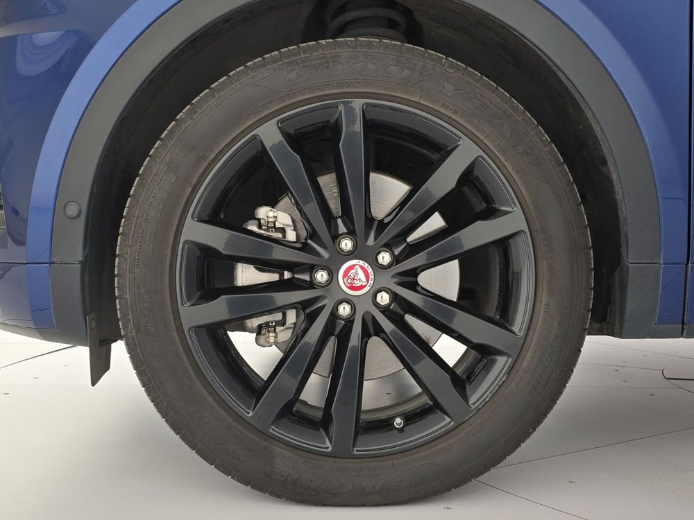 Jaguar E-Pace usata a Alessandria (7)
