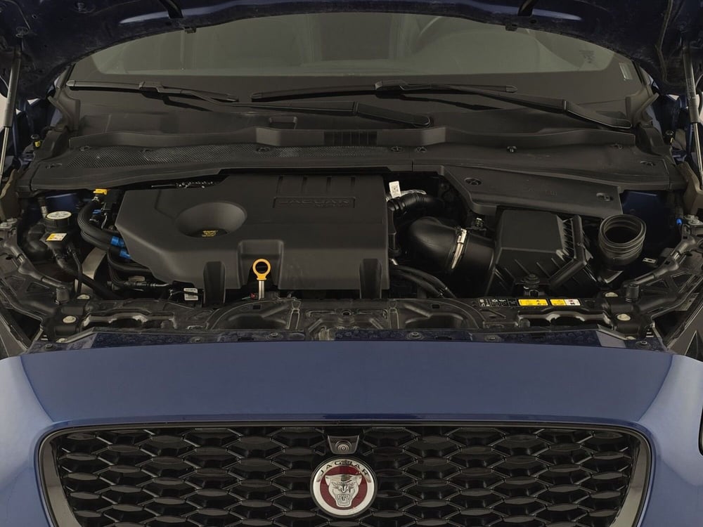 Jaguar E-Pace usata a Alessandria (8)