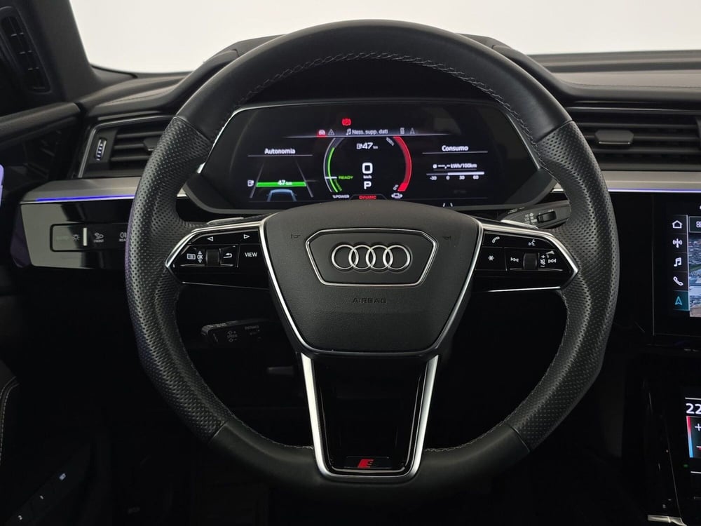 Audi e-tron Sportback usata a Alessandria (11)