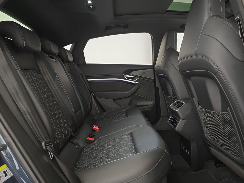 Audi e-tron Sportback usata a Alessandria (14)