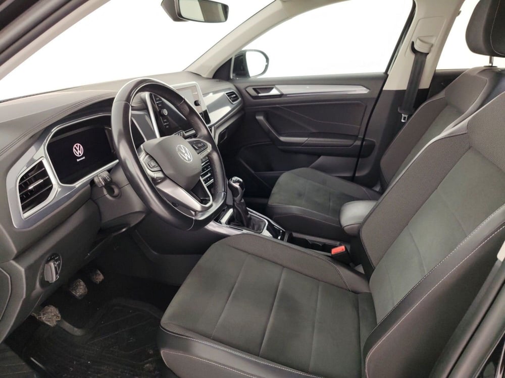 Volkswagen T-Roc usata a Massa-Carrara (7)