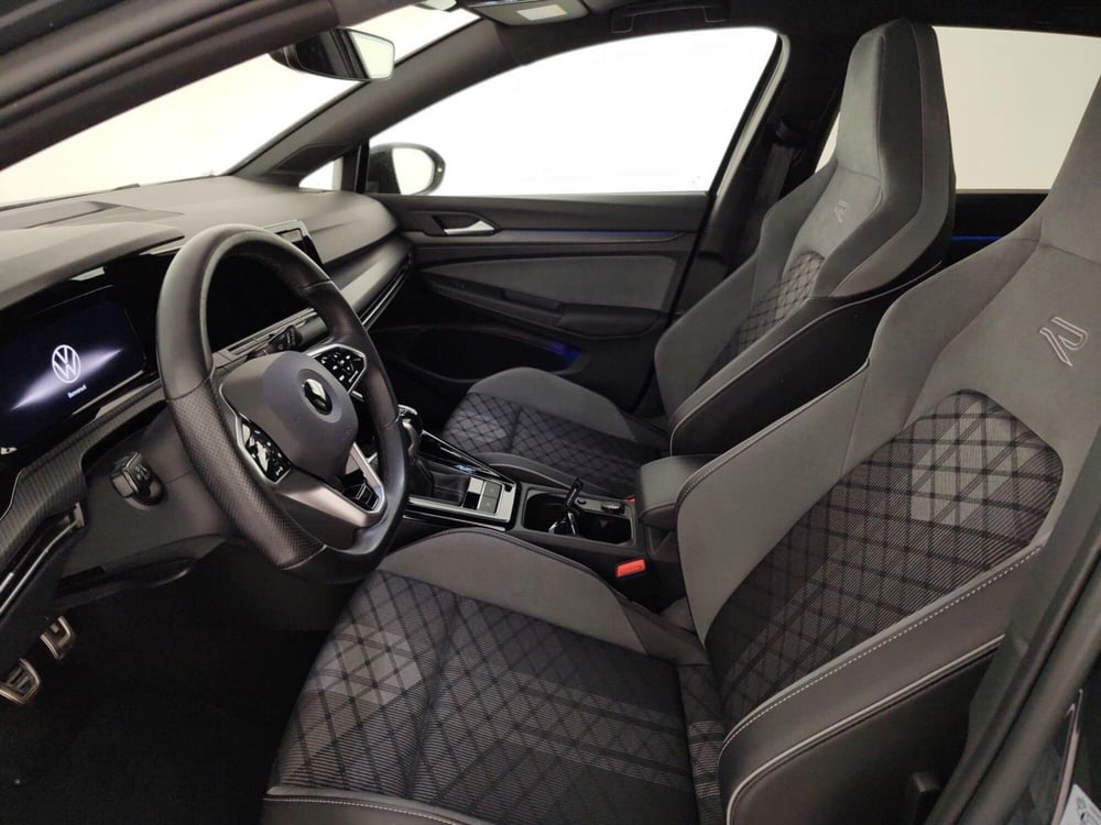 Volkswagen Golf usata a Massa-Carrara (7)