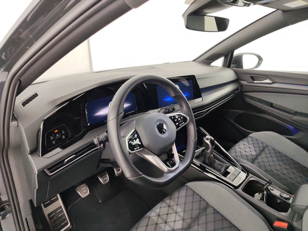 Volkswagen Golf usata a Massa-Carrara (8)