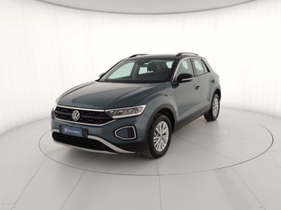 Volkswagen T-Roc 1.0 TSI Life del 2022 usata a Massa