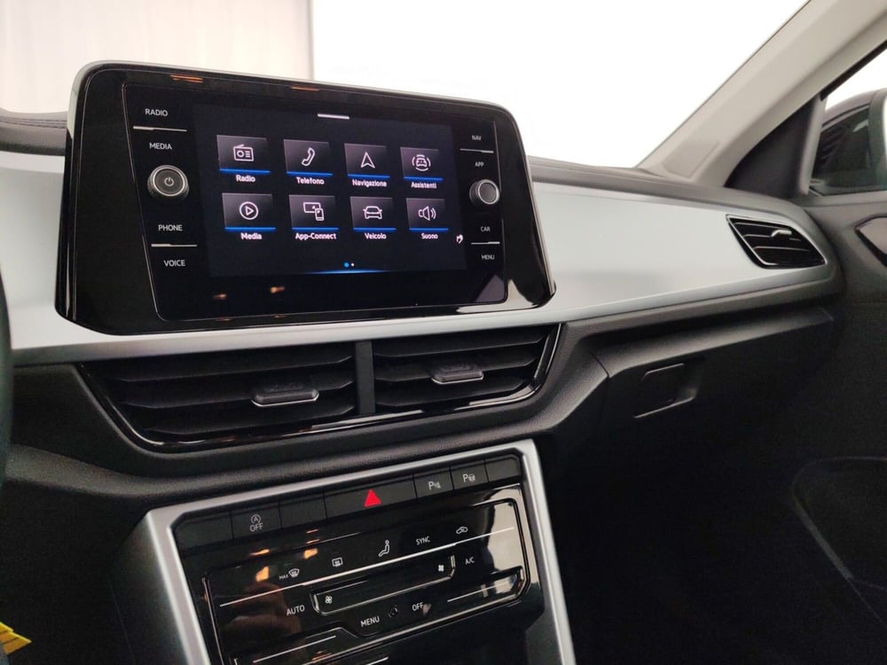 Volkswagen T-Roc usata a Massa-Carrara (12)