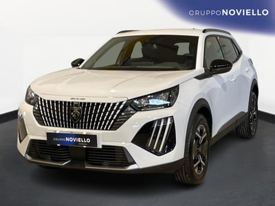 Peugeot 2008 1.2 puretech Active s&amp;s 100cv nuova a Battipaglia
