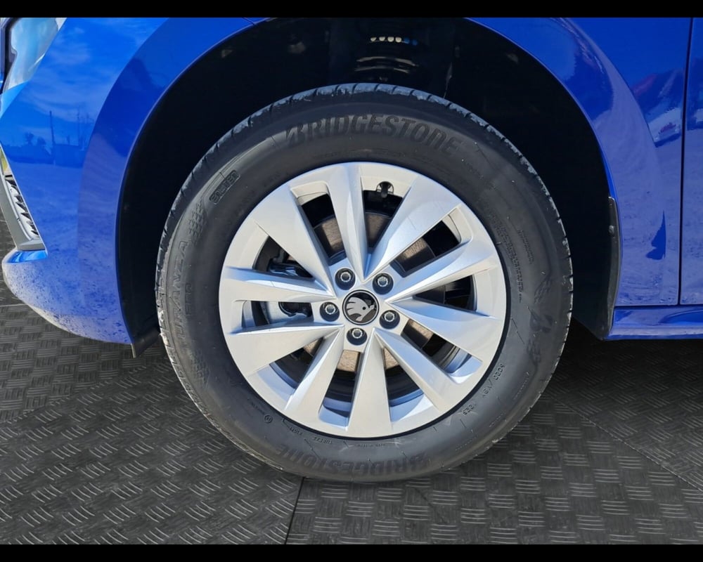 Skoda Kamiq nuova a Ravenna (9)