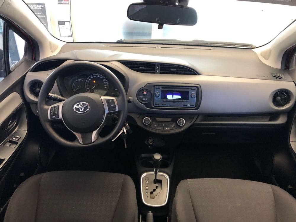Toyota Yaris usata a Bergamo (10)