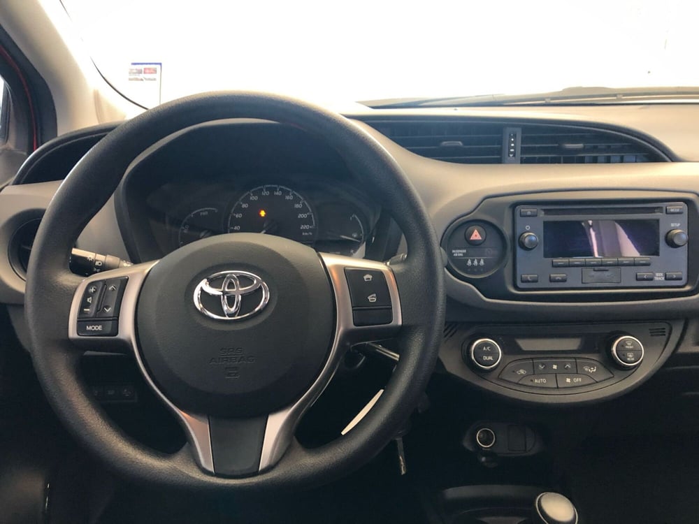 Toyota Yaris usata a Bergamo (11)