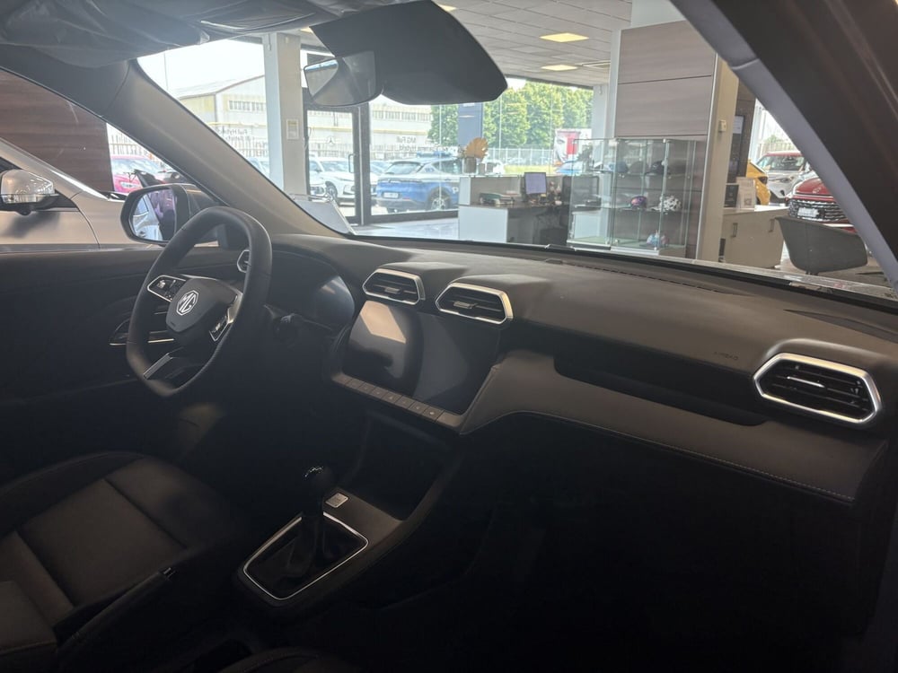Mg ZS nuova a Milano (11)