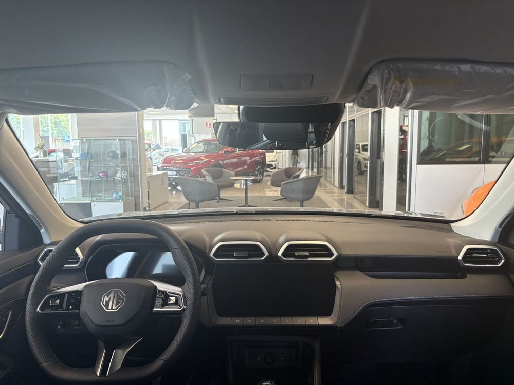 Mg ZS nuova a Milano (12)
