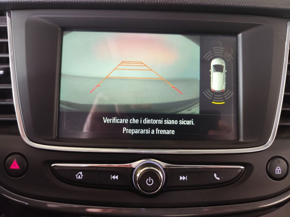 Opel Crossland X usata a Milano (10)