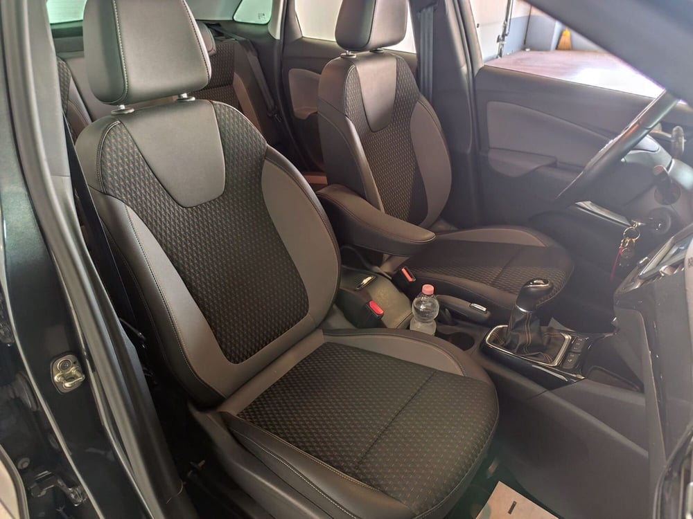 Opel Crossland X usata a Milano (17)