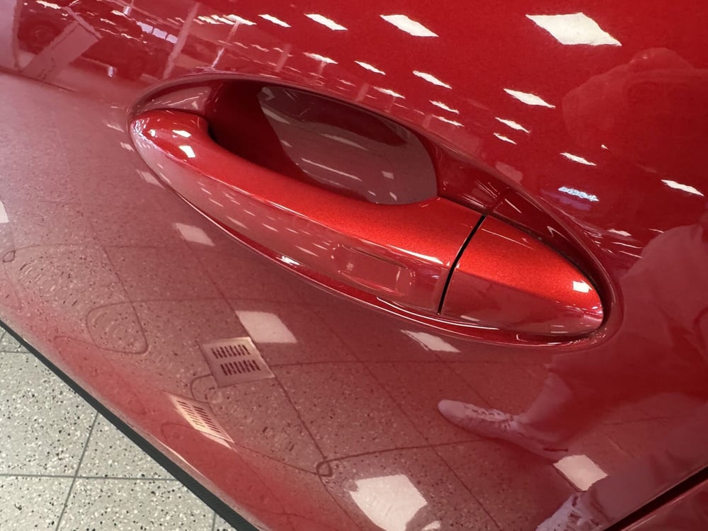 Omoda Omoda 5 nuova a Milano (17)