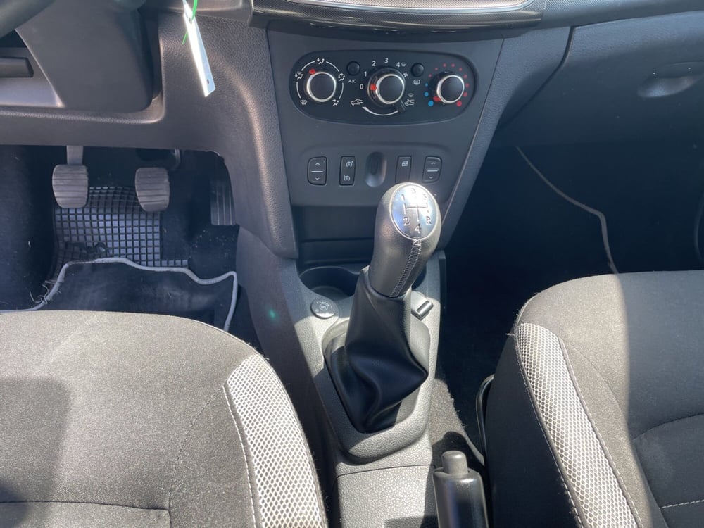 Dacia Sandero usata a Roma (14)