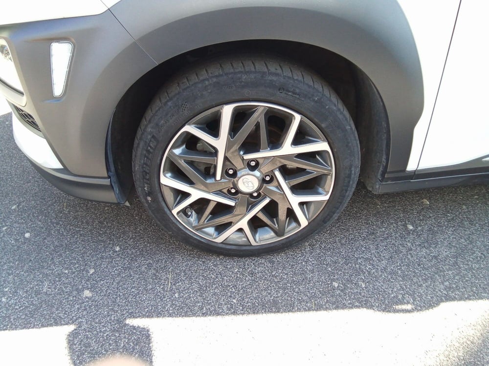 Hyundai Kona usata a Roma (8)