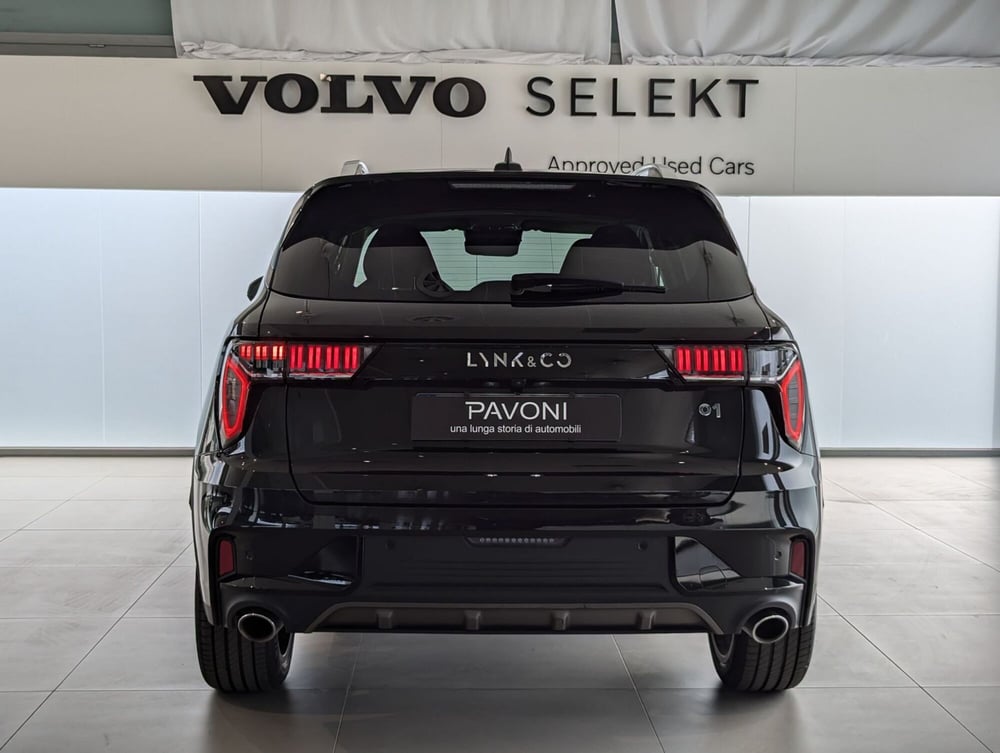 Lynk & Co 01 usata a Pescara (9)